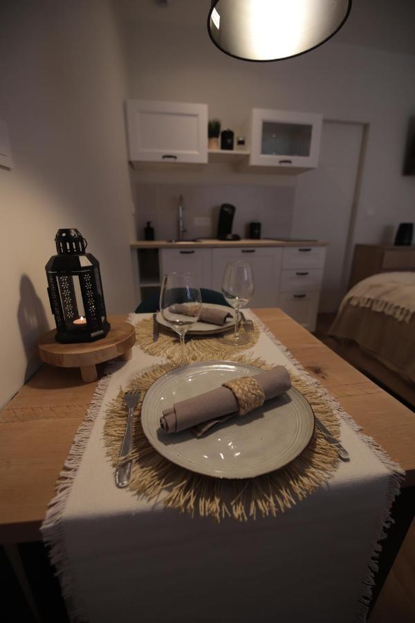 Gite De Charme Haut De Gamme Avec Jacuzzi Et Sauna Privatifs Donzère Extérieur photo